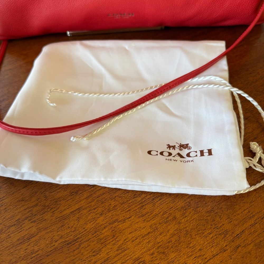Coach Bleeker Daily Style L1382 29461 Vibrant Red Crossbody Bag Purse - Picture 4 of 15